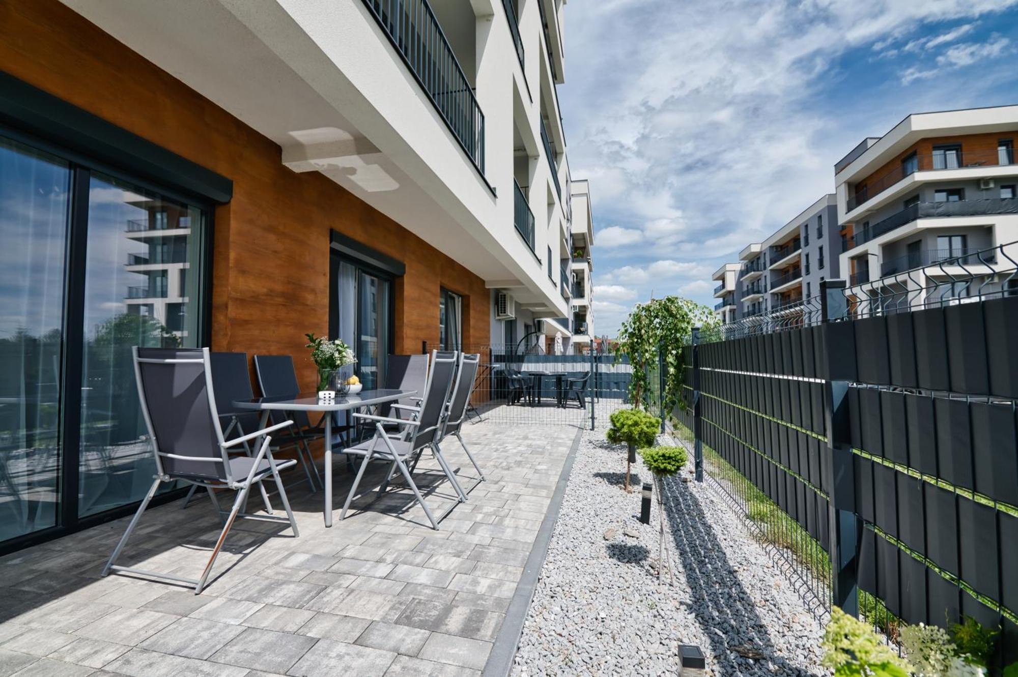 Pankrac 2 By Housine Apartment Zator Exterior foto